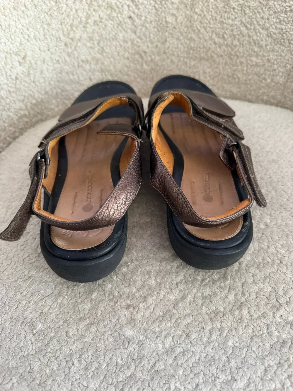 Clarks Unstructured Women’s Leather Comfort Sandals Bronze Metallic Size 10 Wide